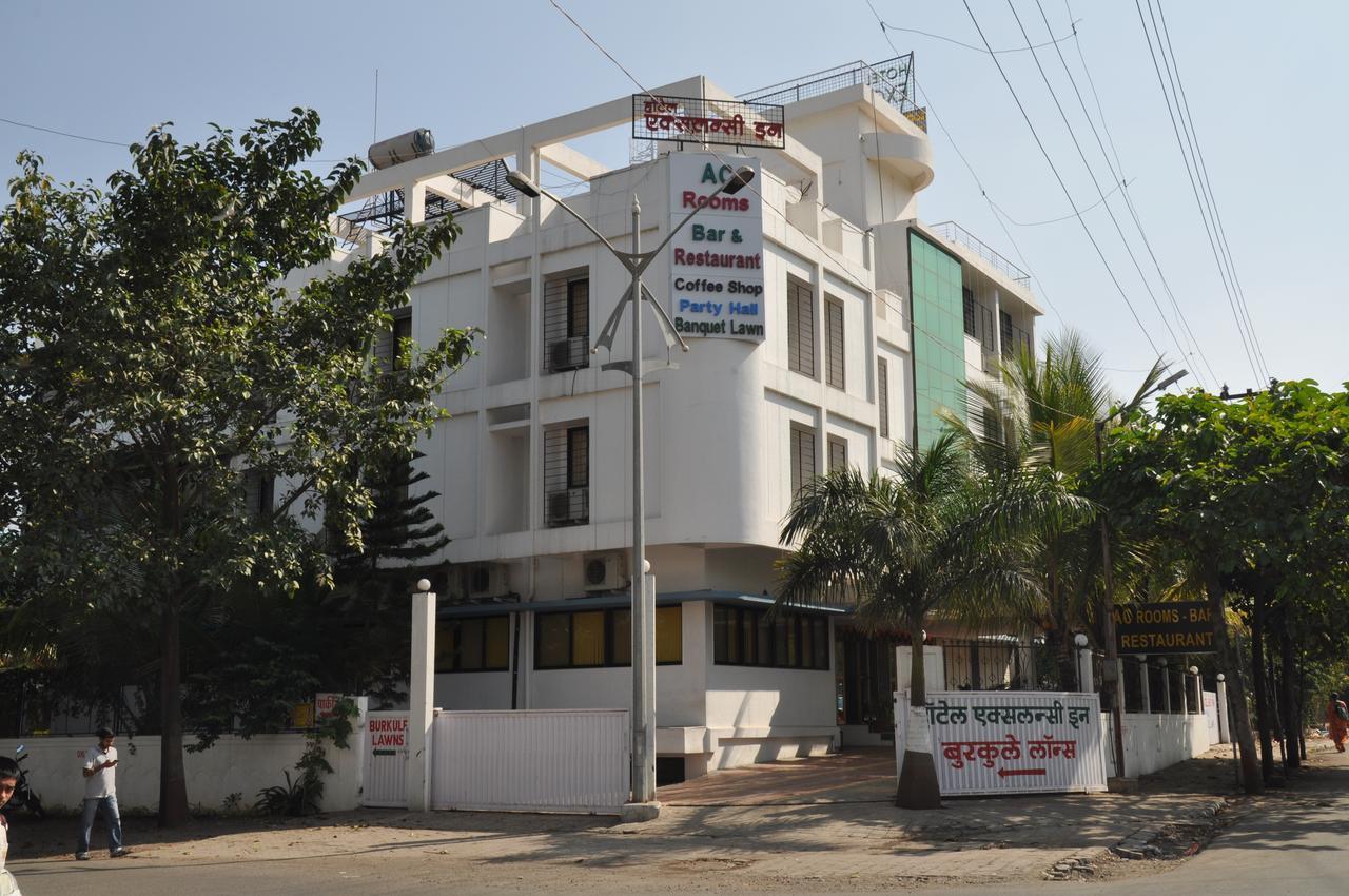Excellency Inn Nashik Bagian luar foto